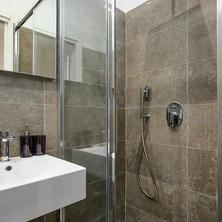 Porta Venezia Charme Apartment Milan Exterior photo